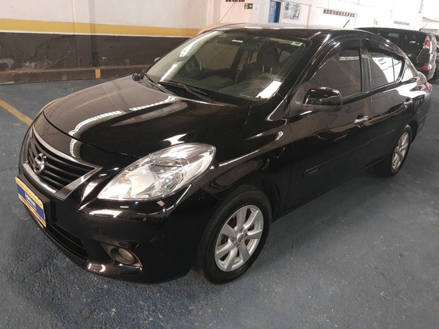 CARRO NISSAN VERSA SL 1.6 2014 BR COM APENAS 70 MIL KM RODADOS