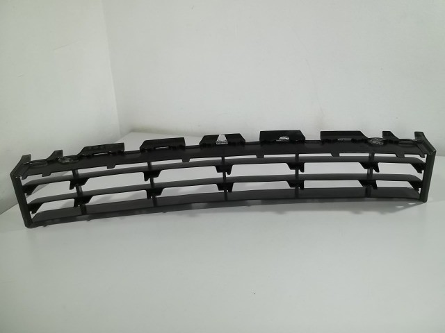 Grade Central Para-choque Dianteiro Renault Megane 2013 - Foto 4
