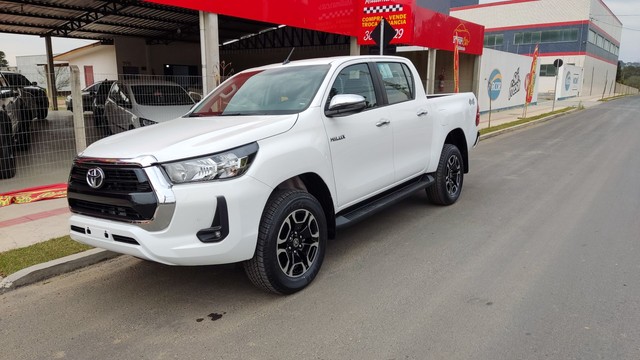 HILUX SRV 2.8 DIESEL 4X4 AUT. 2021