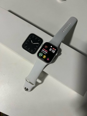 apple watch 5 40mm olx