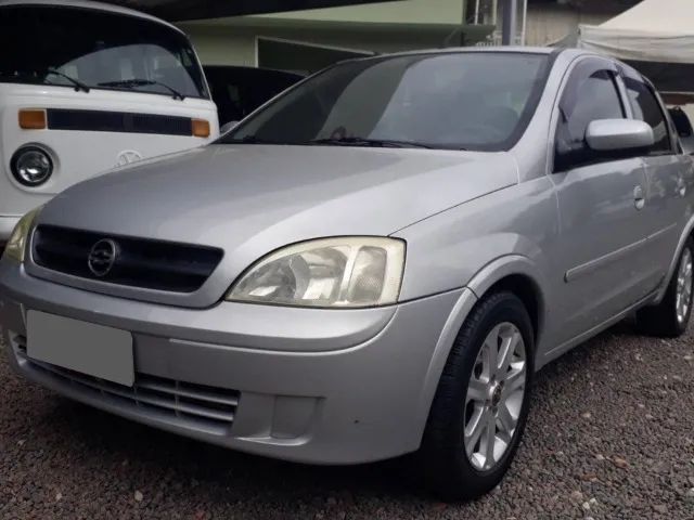 Comprar Sedan Chevrolet Corsa Sedan 1.8 4P Maxx Flex Bege 2007 em