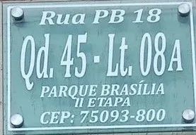 Placas de endereço e espelhos 