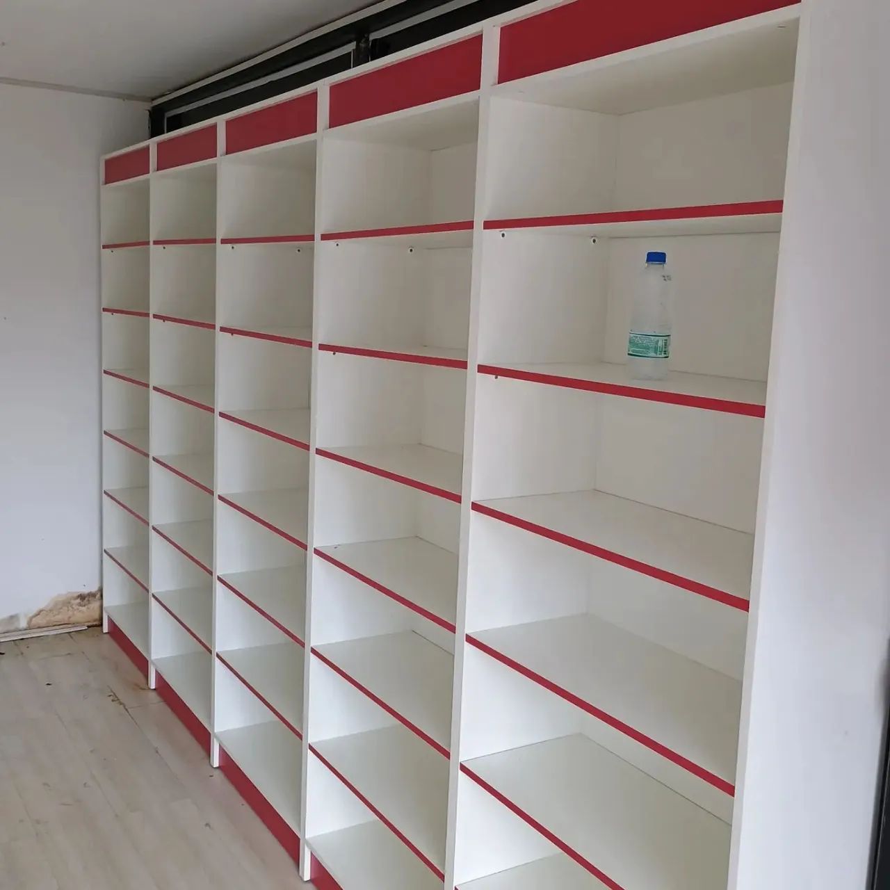 Gôndolas em MDF  - Foto 5