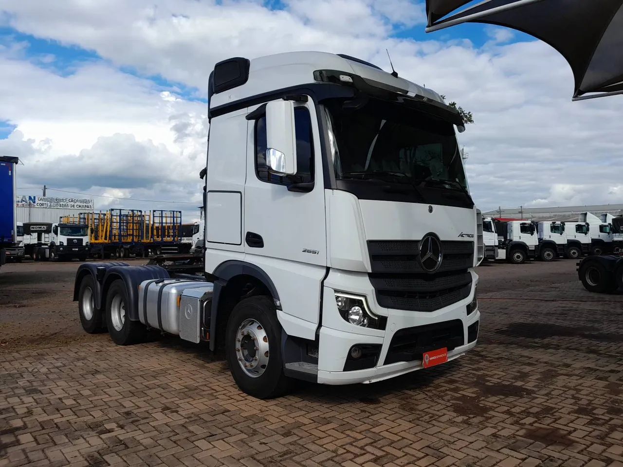 Mercedes-Benz Actros Actros 2651 MP5 LS 6x4 2p (diesel)(E5) 2021/2022 Vamos Seminovos REGE