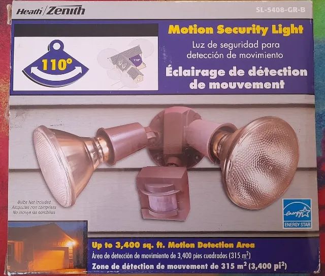 sensor de presença.  Detecta movimento a  315 m distancia no ângulo de 110°. 