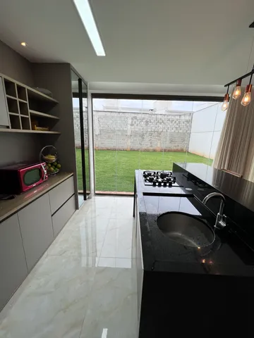 Casa de condomínio Green Diamond 4 suítes Completo em armários
