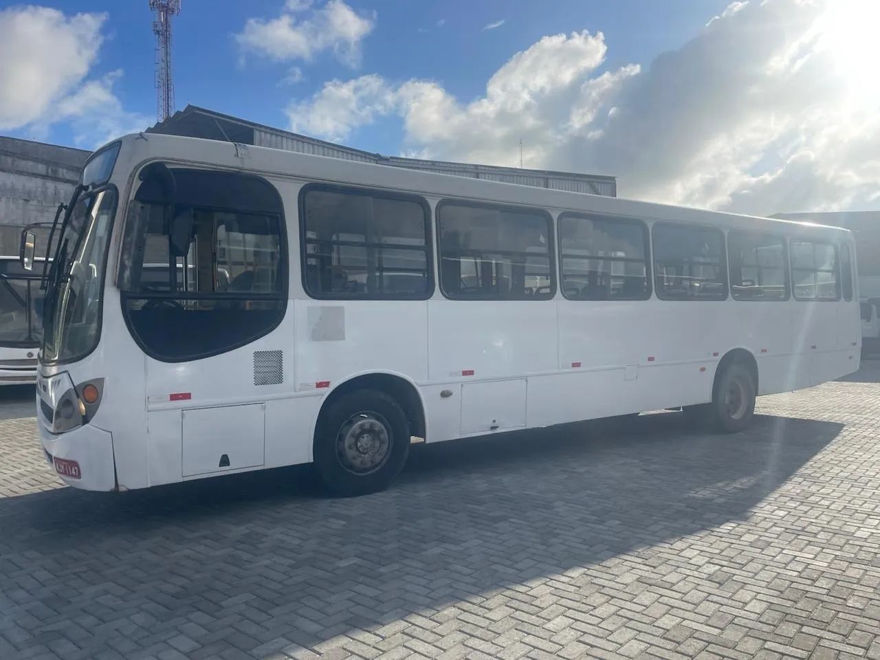 Ônibus em ótimo estado - Foto 6