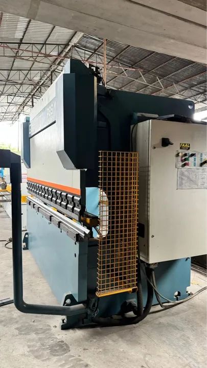 Dobradeira CNC GASPARINI, 4 Eixo  - Foto 5