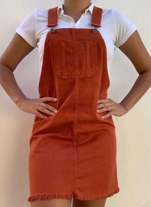 Vestido jardineira - Foto 2