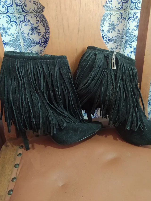 Bota franja hot sale schutz