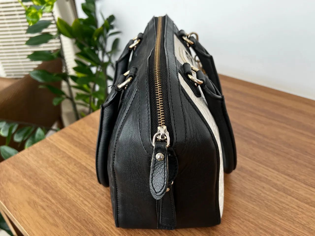 Bolsa feminina Victor Hugo  - Foto 4