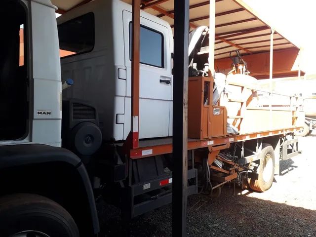 Caminhão sinalização Viária Demarcador de Faixa - Foto 3