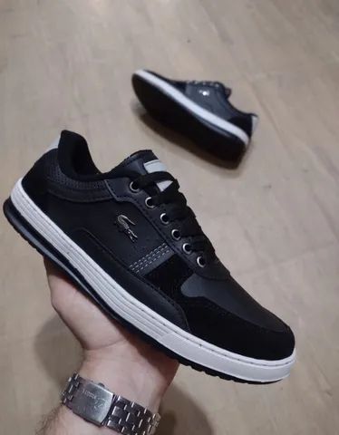 Sapatenis preto