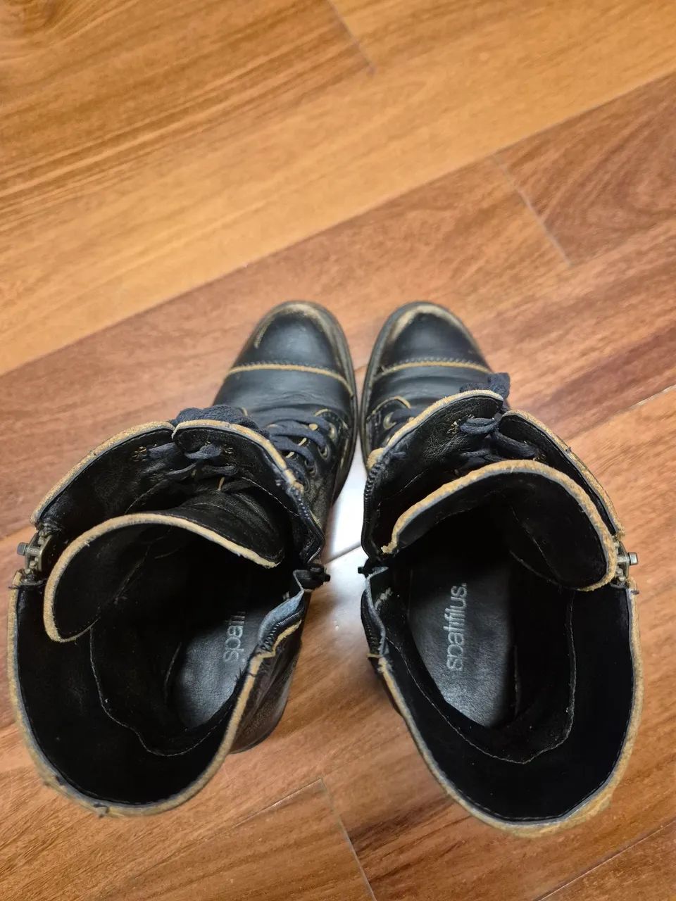 Botas de couro pretas - Foto 5