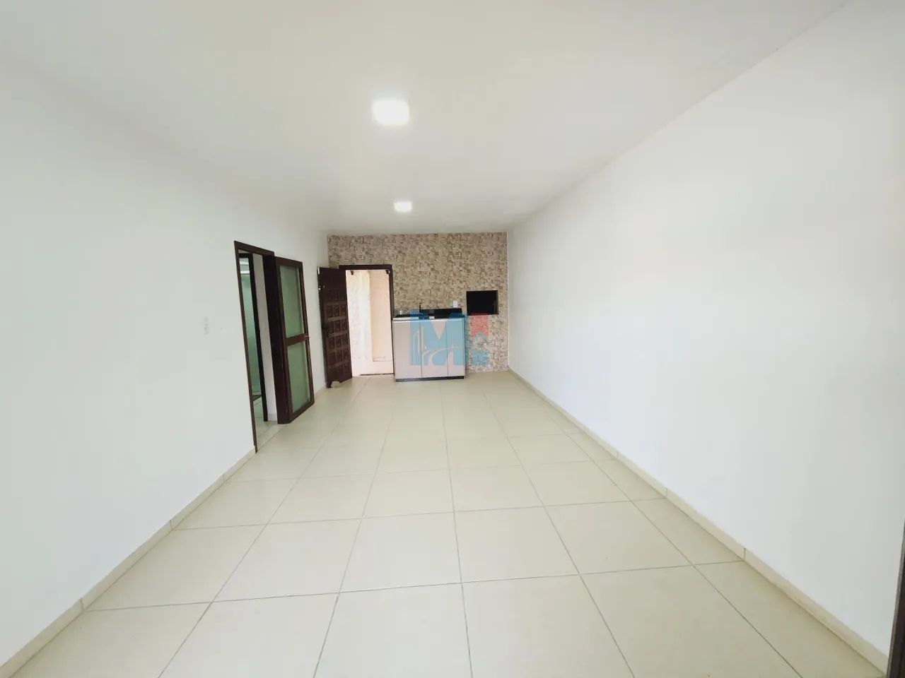 CASA A VENDA - CENTRO DE BALNEÁRIO BARRA DO SUL - 240 METROS DO MAR - Foto 5