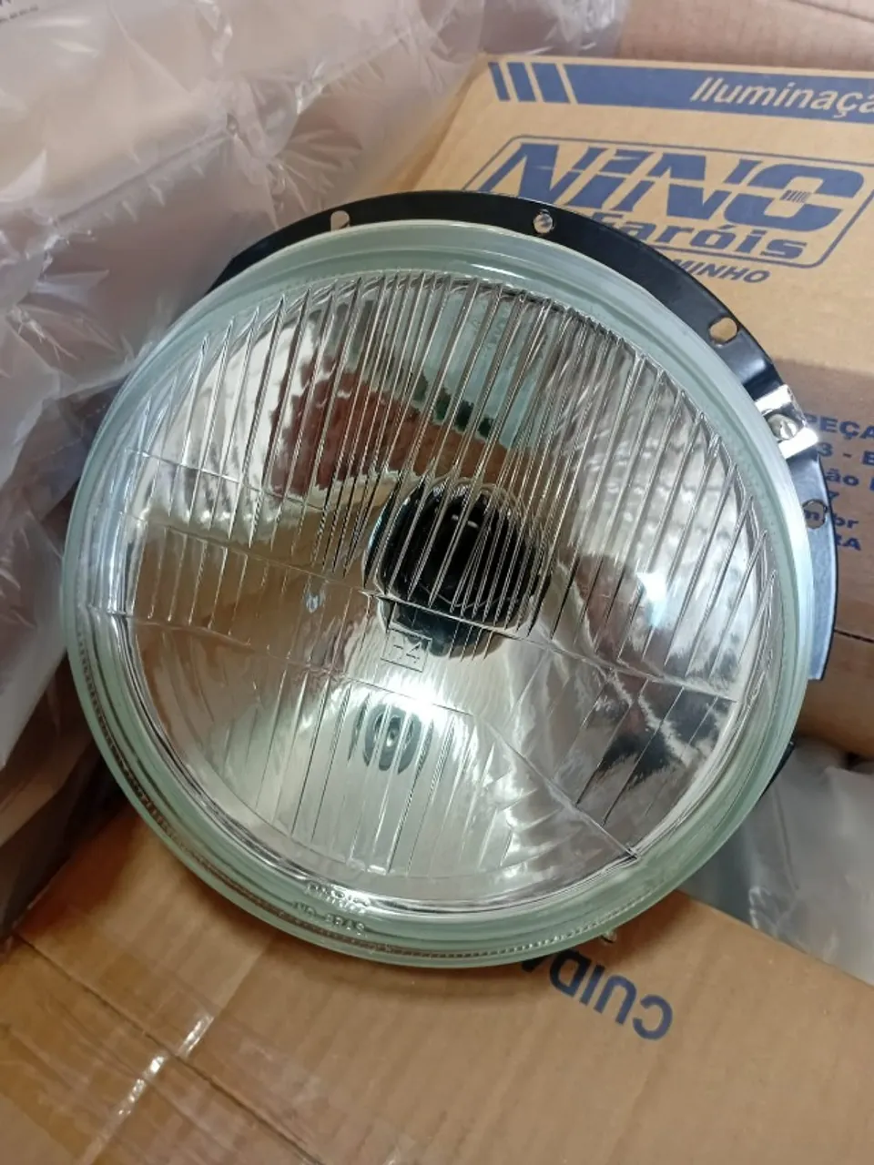 Farol VW Fusca Kombi H4 Nino excelente qualidade