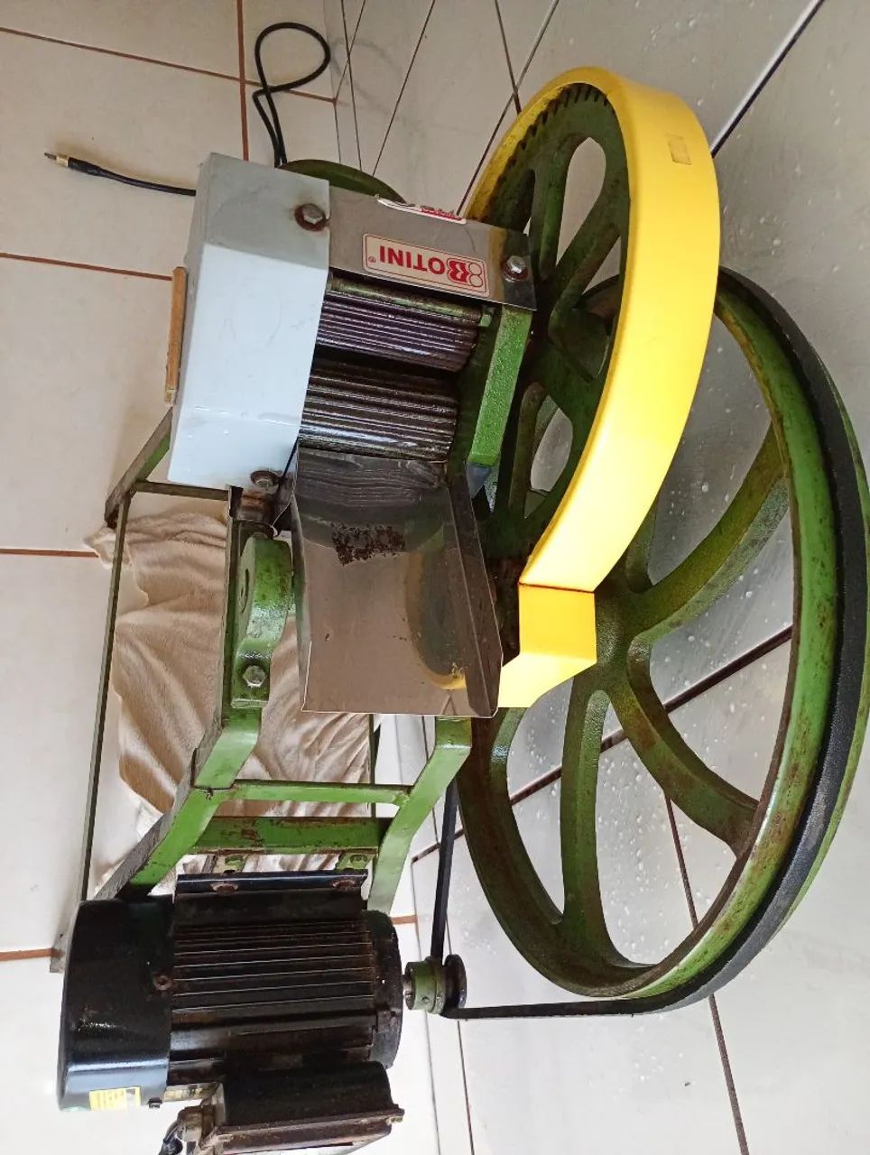 Engenho de moer Cana elétrico 64298558201985120