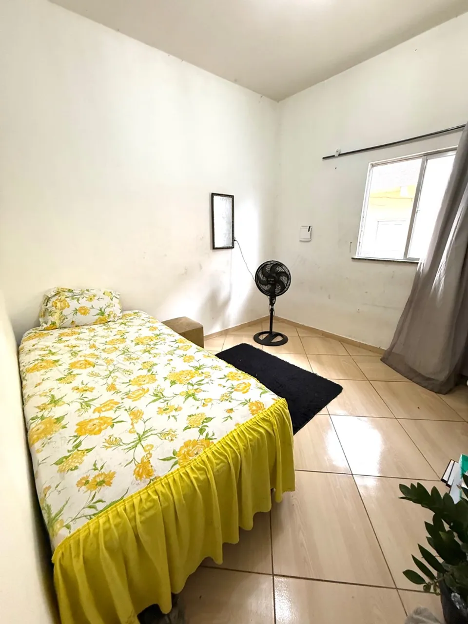 Alugo quarto aconchegante