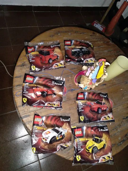Carinho Ferrari lego batman  - Foto 2
