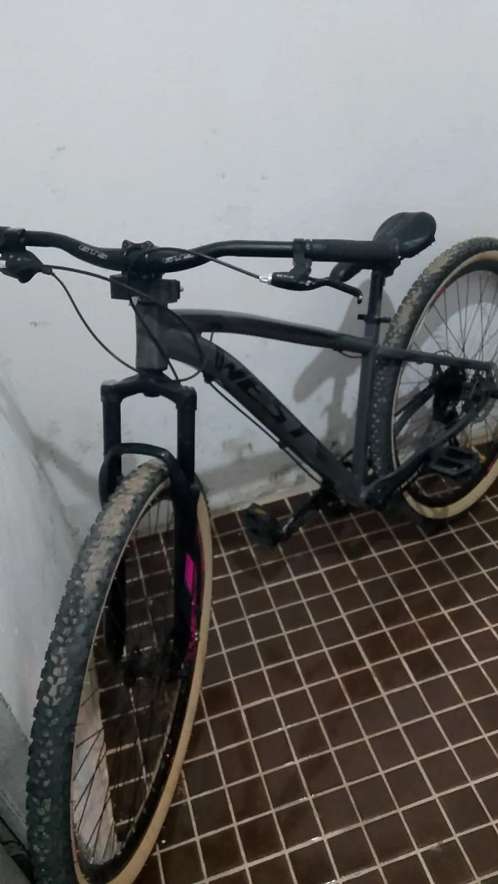 Bicicleta Mountain Bike West