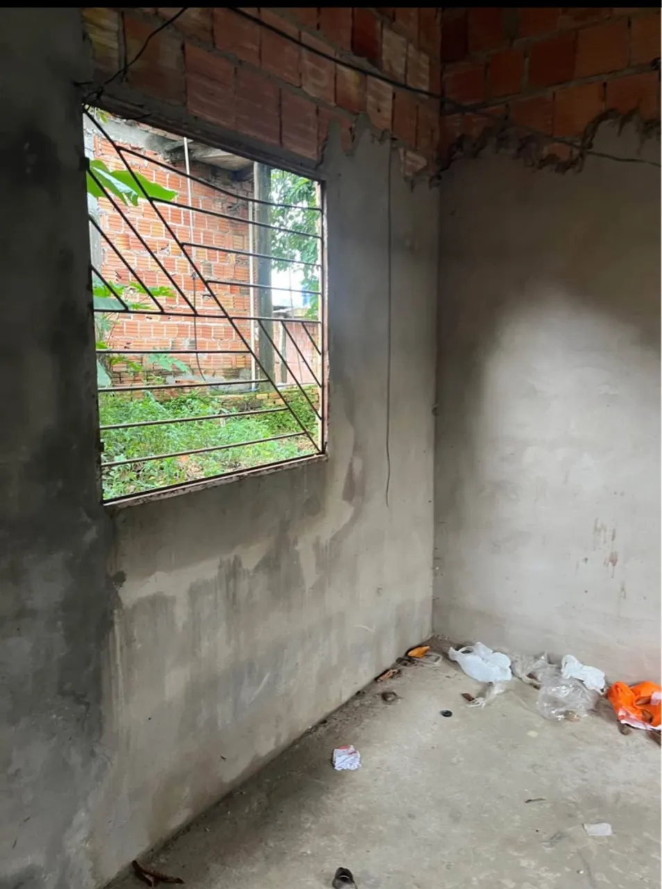 Vendo casa com terreno 