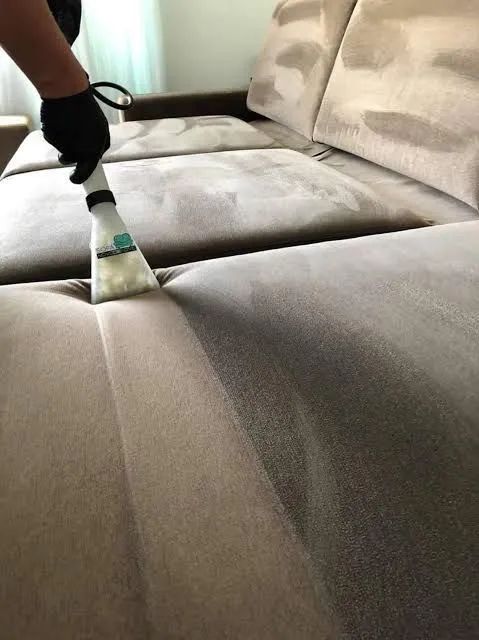 Higienização de estofados Lavagem a seco - Foto 5