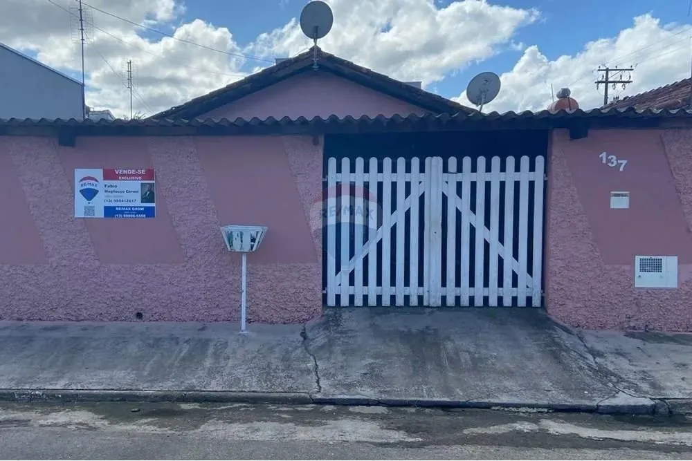 Casa à Venda no Jardim São Paulo, em Registro/SP