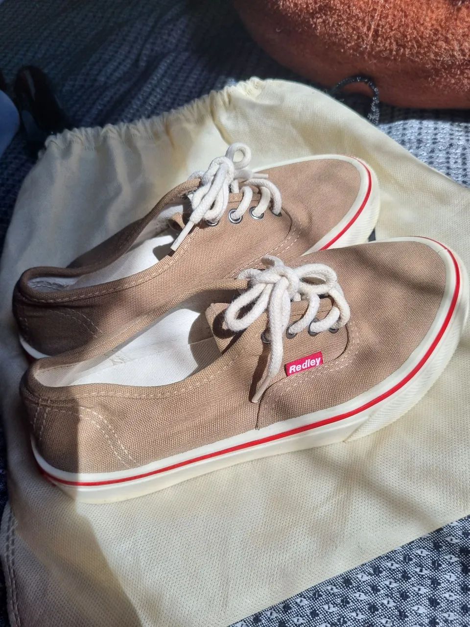 Tenis Redley bege Unisex  - Foto 2