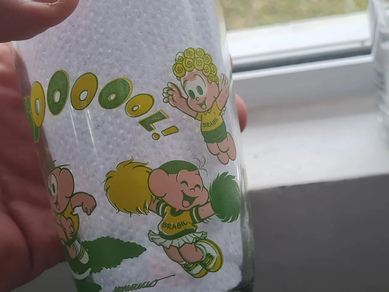 Copos Antigos com Estampas de Personagens - Foto 4