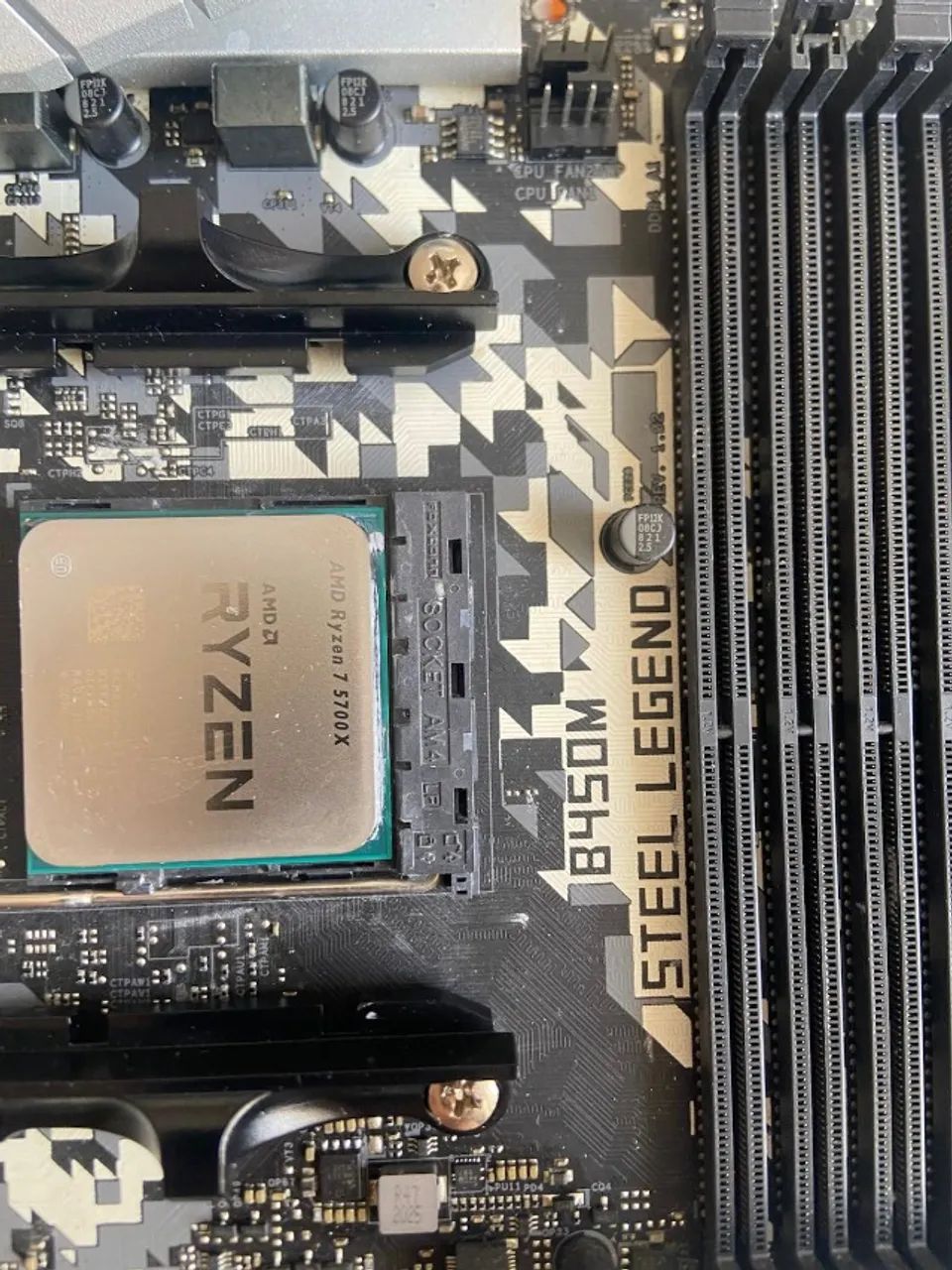 AMD Ryzen 7 5700X Processor - 8 Cores / 16 Threads (1 year of use)64317760067457120