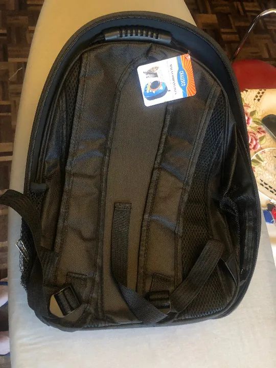 Mochilas tipo astronauta para carregar gato (nova, sem uso) - Foto 4