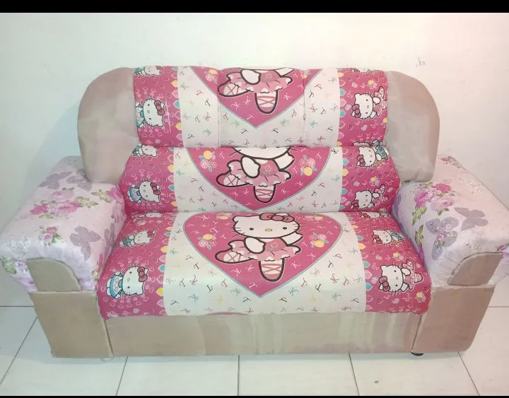 Sofá Infantil Hello Kitty
