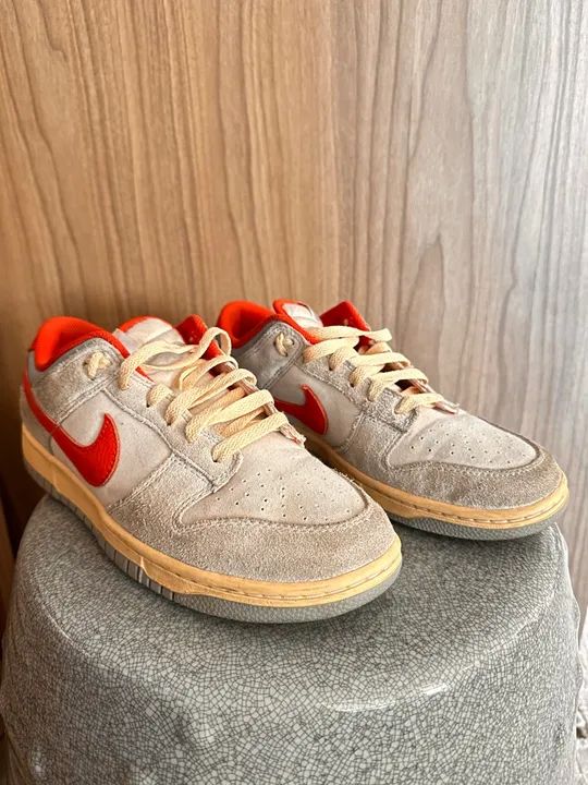 Nike Dunk Low - Tamanho 39 - Cinza e Vermelho - Foto 4