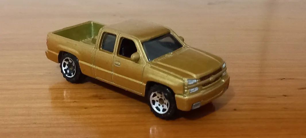 Chevrolet Silverado SS - Matchbox 2006 Bege  - Foto 2