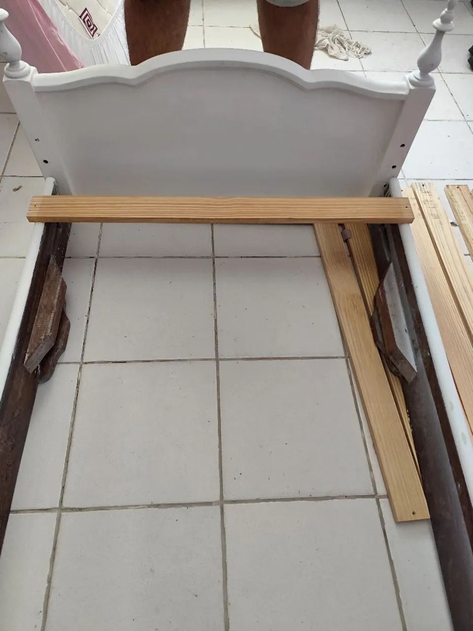 Cabeceira de Cama linda com talisca e pés Cama provençal  - Foto 4