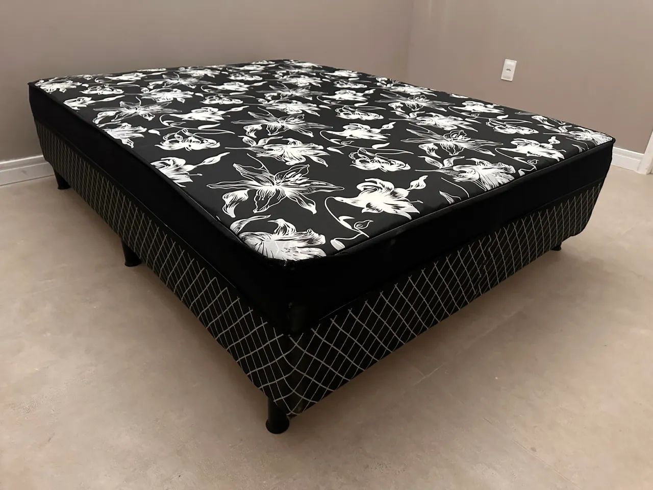 Cama casal conjugado NOVO 1.88x1.38 entrego  - Foto 5