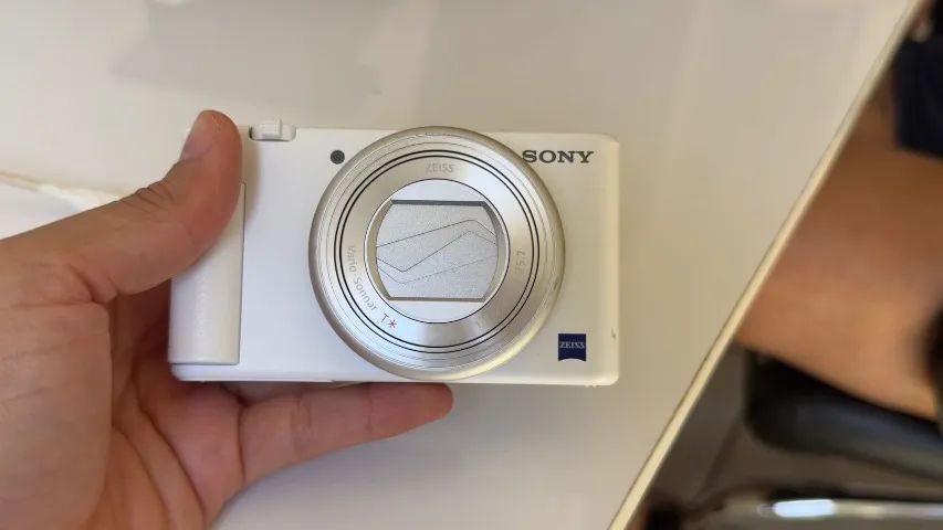 Câmera Sony Zv-1 Branca + 3 Baterias Branco (Usado)