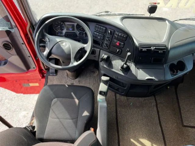 Mercedes Benz Actros 2546 6x2 MegaSpace ano 2019/2020 Susp. Ar e Freio Retarder  - Foto 14