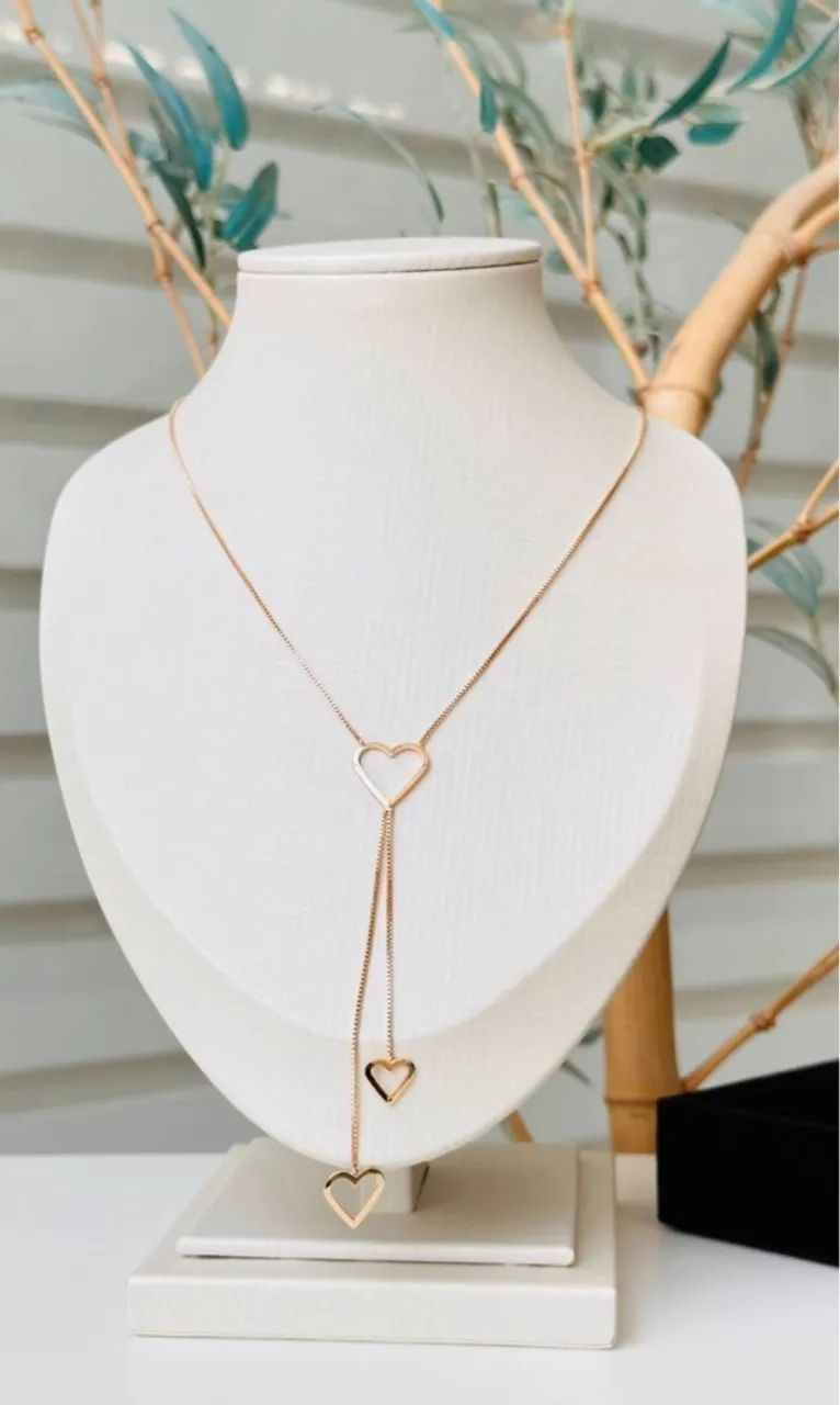 Colar Coração Vazado Delicado