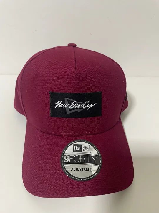Boné Aberto New Era Aba Curva 940