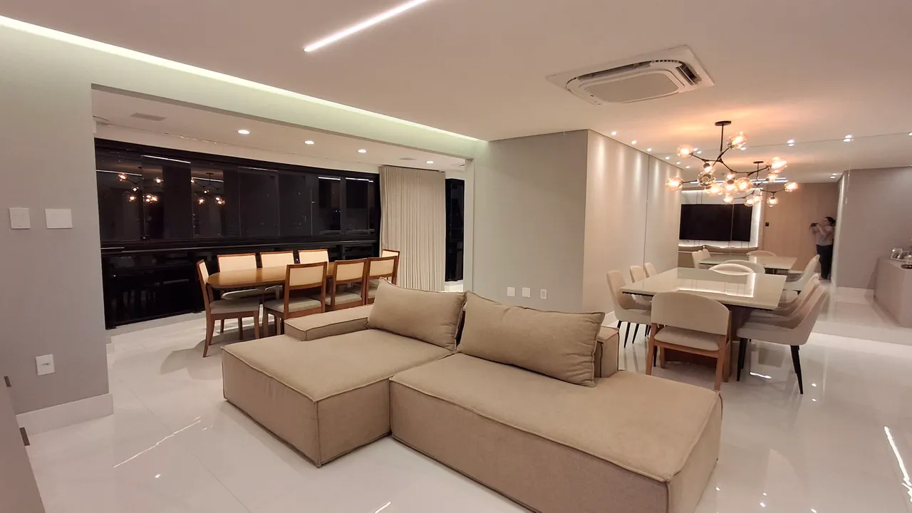 Ed. Palácio Real - 4 suítes - Sacada Gourmet - 198m² - Porteira Fechada