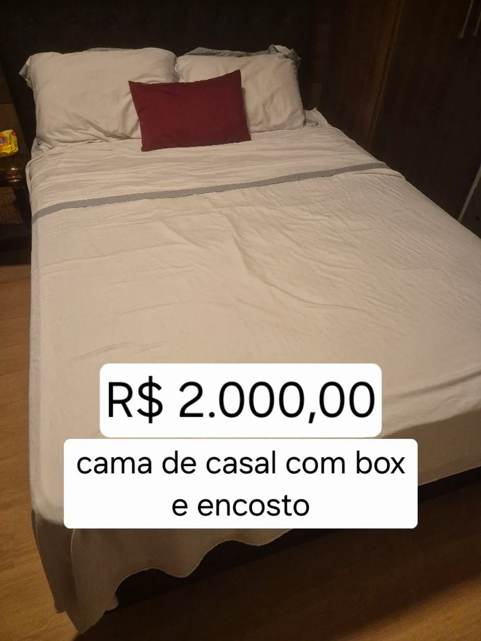 Cama de casal com box e encosto