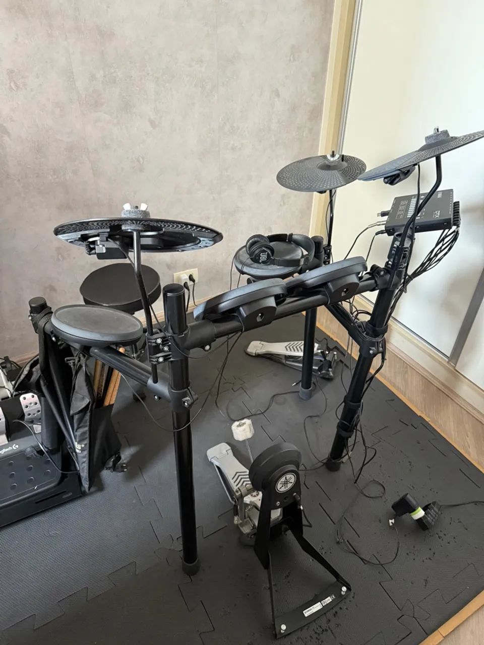 Bateria eletrônica Yamaha DTX432k completa + Brinde - Foto 3