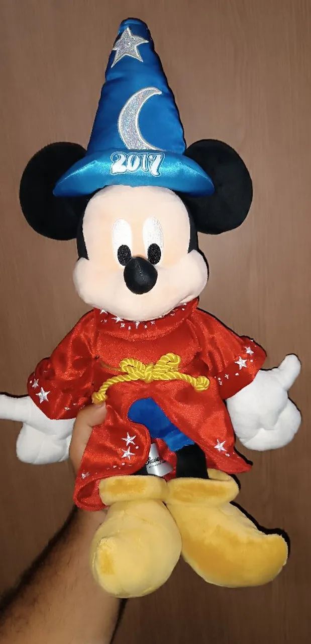 Pelúcia Mickey Aprendiz de Feiticeiro 