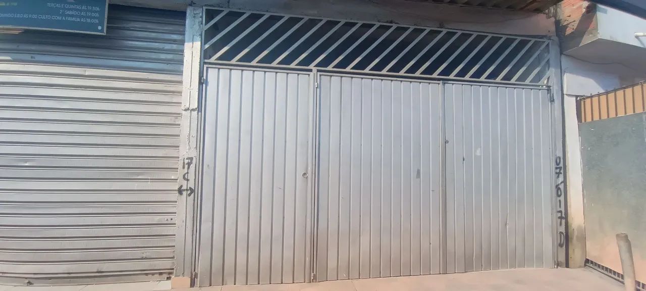 Portão de ferro 3,70m com porta social 