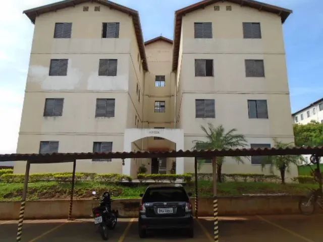 Apartamento em JARDIM CAMPO BELO