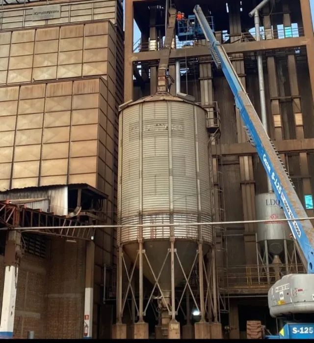 Silo elevado capacidade 1800 scs