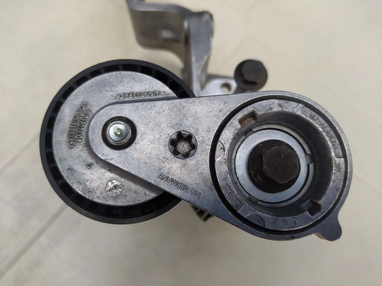 Tensor Volvo C30  V40 ar condicionado - Foto 4