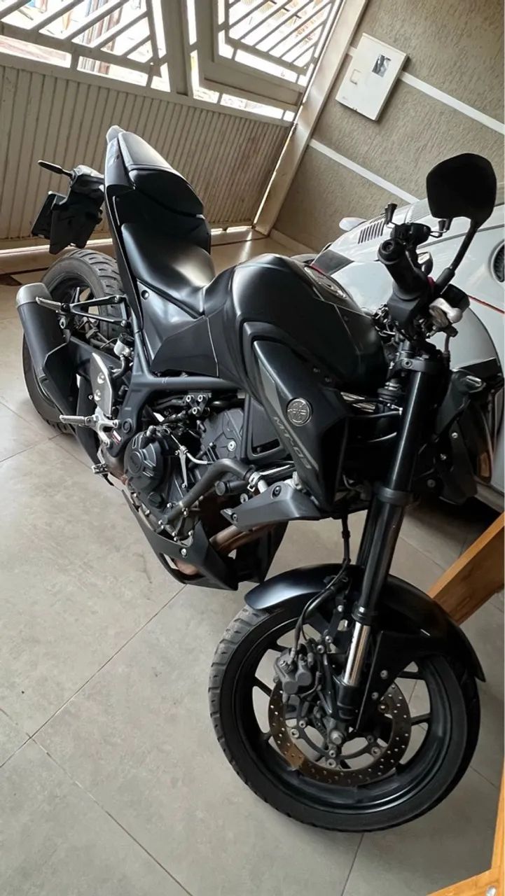 Vendo MT-03 ano 2021/2022 - Foto 2