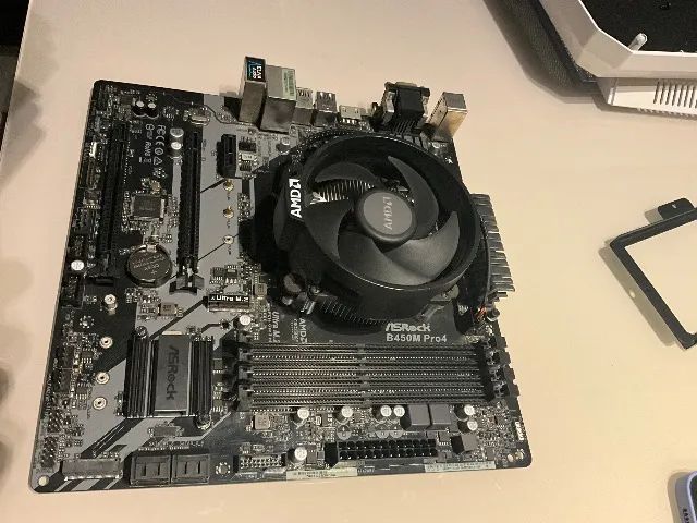 Placa mãe ASROCK B450M PRO 4, R2.0,  AMD.